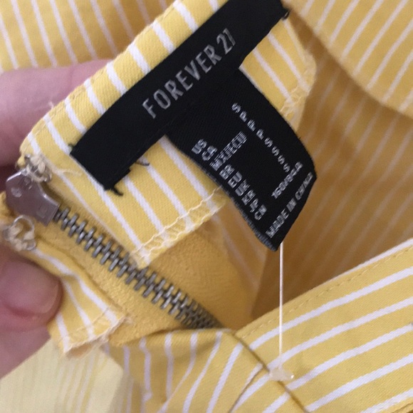 NWOT Pretty yellow & white striped dress - Picture 4 of 4
